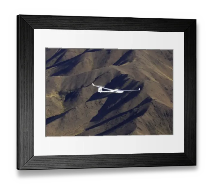 Framed Print : Sebastian Kawa (Poland - ranked world number one), racing in NZ Gliding Grand Prix Framed Print : Sebastian Kawa (Poland - ranked world number one), racing in NZ Gliding Grand Prix