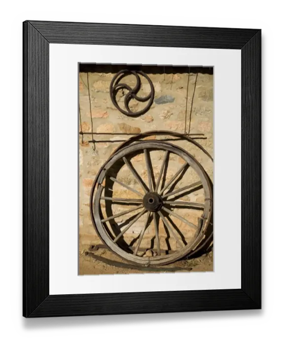 Framed Print : Australia. Wagon Wheel, Historic Telegraph Station Framed Print : Australia. Wagon Wheel, Historic Telegraph Station