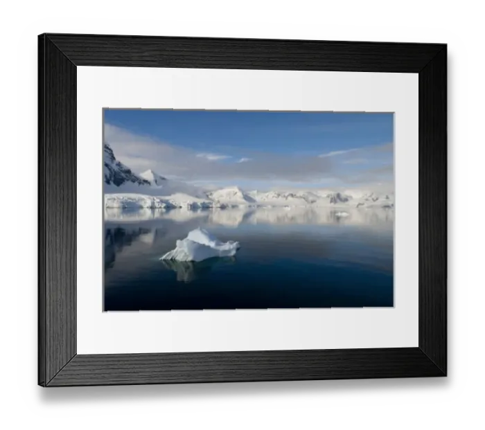 Framed Print : Antarctica, Antarctic Penninsula. Paradise Harbour (aka Paridise Bay)