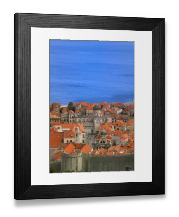 Framed Print : Cityscape fo Dubrovnik by Adriatic Sea, Croatia Framed Print : Cityscape fo Dubrovnik by Adriatic Sea, Croatia