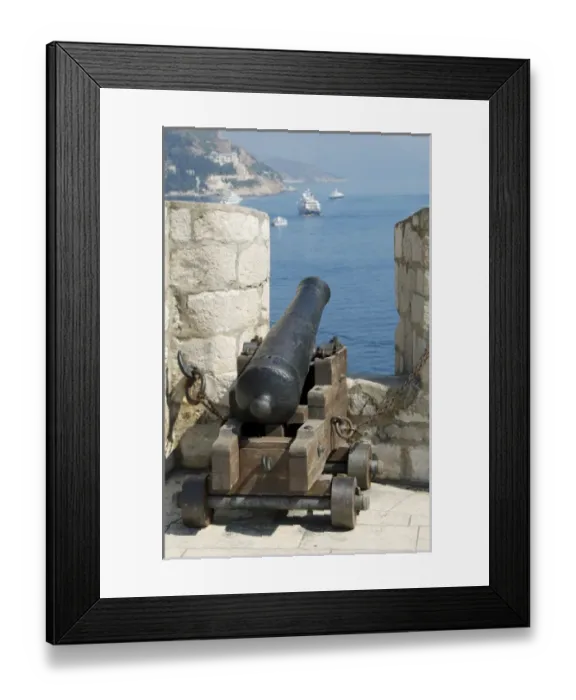 Framed Print : Cannon on the wall. Dubrovnik. Croatia Framed Print : Cannon on the wall. Dubrovnik. Croatia