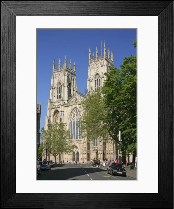 Framed Print : York, England. The brilliant York Cathedral Framed Print : York, England. The brilliant York Cathedral