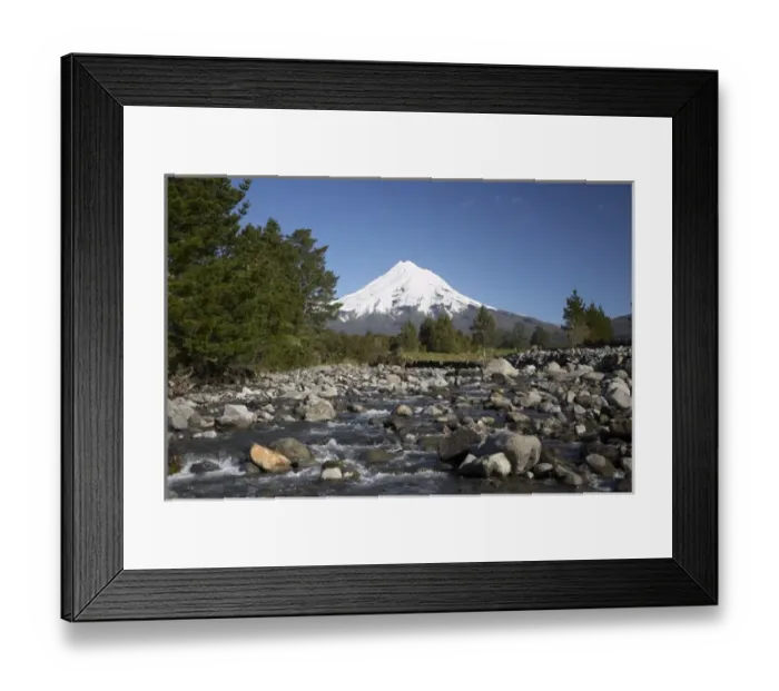 Framed Print : Waiwhakaiho River and Mt Taranaki / Mt Egmont, Taranaki, North Island, New Zealand Framed Print : Waiwhakaiho River and Mt Taranaki / Mt Egmont, Taranaki, North Island, New Zealand