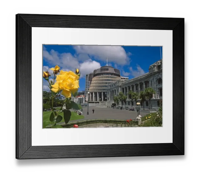 Framed Print : New Zealand, The Beehive & Parliament Buildings, Wellington Framed Print : New Zealand, The Beehive & Parliament Buildings, Wellington