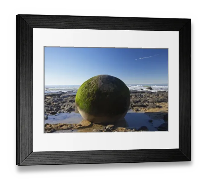 Framed Print : New Zealand, South Island, North Otago, Moeraki Boulders Framed Print : New Zealand, South Island, North Otago, Moeraki Boulders