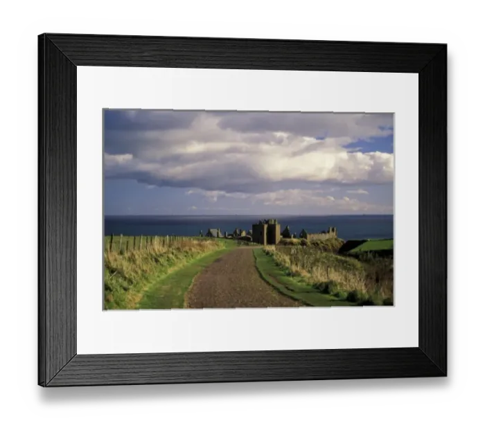 Framed Print : Scotland, Aberdeen, Stonehaven. Dunnotar Castle Framed Print : Scotland, Aberdeen, Stonehaven. Dunnotar Castle