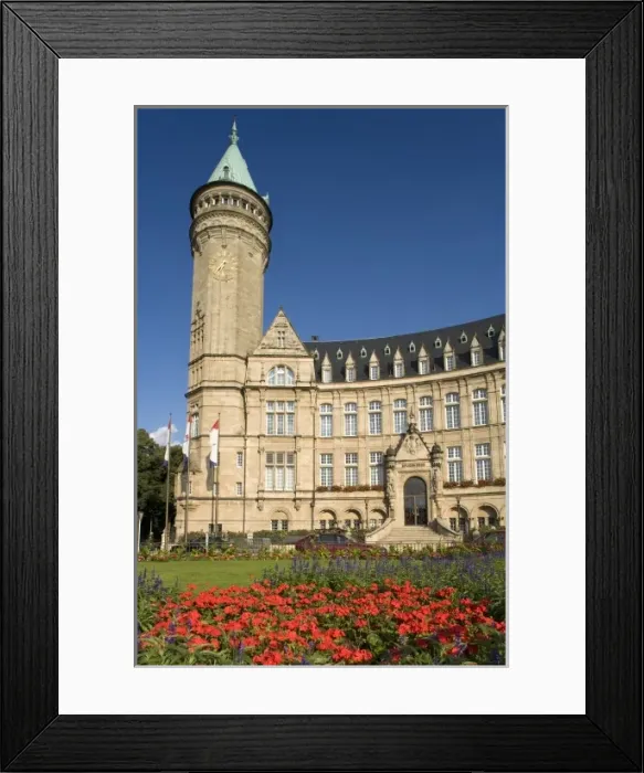 Framed Print : Banque et Caisse D Epaargne de L Etat Luxembourg, Luxemboutge Framed Print : Banque et Caisse D Epaargne de L Etat Luxembourg, Luxemboutge