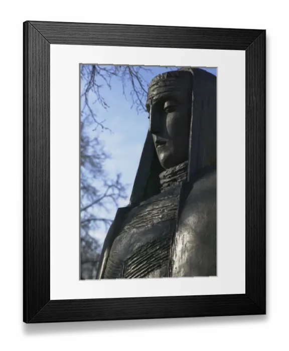 Framed Print : Bronze statue of a lady, Vilnius, Lithuania Framed Print : Bronze statue of a lady, Vilnius, Lithuania
