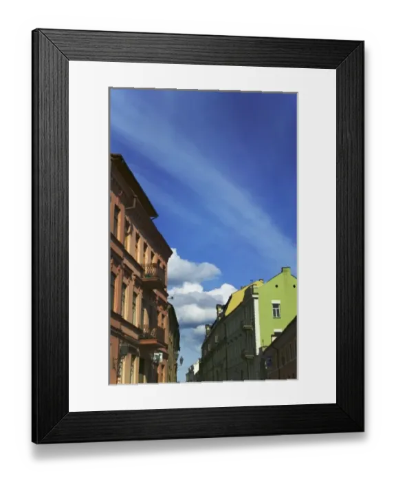 Framed Print : Traditional house in old town, Vilnius, Lithuania
