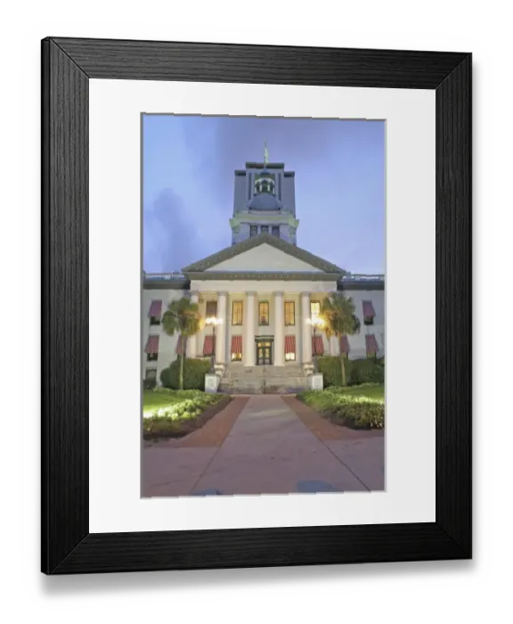 Framed Print : Evening lighting historic State Capitol Building Tallahassee, Florida, USA Framed Print : Evening lighting historic State Capitol Building Tallahassee, Florida, USA