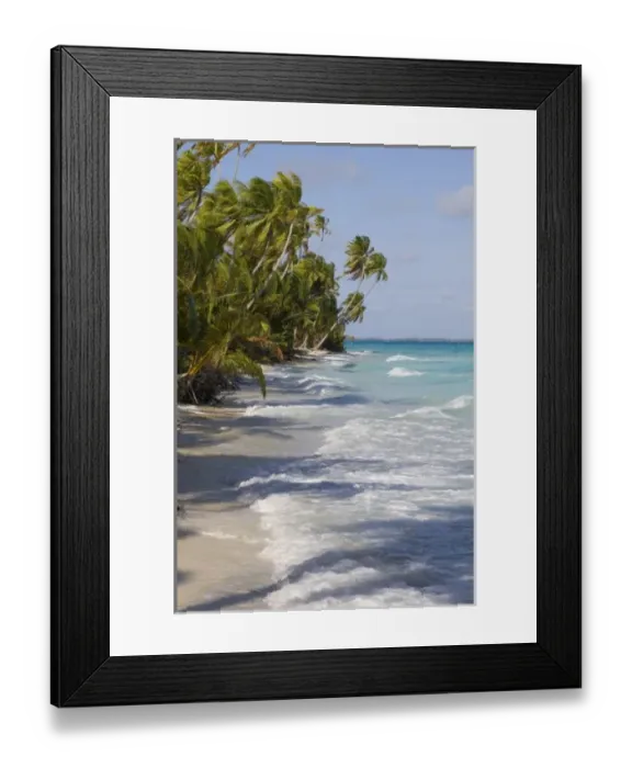 Framed Print : Fakarawa, Tuamotu Archipelago, French Polynesia Framed Print : Fakarawa, Tuamotu Archipelago, French Polynesia