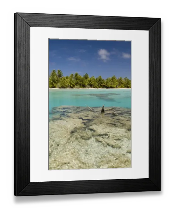 Framed Print : Fakarawa, Tuamotu Archipelago, French Polynesia Framed Print : Fakarawa, Tuamotu Archipelago, French Polynesia