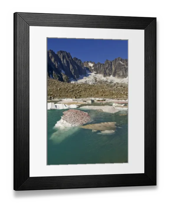 Framed Print : USA, Washington, North Cascades Nat l Park. Icebergs at Lunas Lake in the Northern Pickets Framed Print : USA, Washington, North Cascades Nat l Park. Icebergs at Lunas Lake in the Northern Pickets