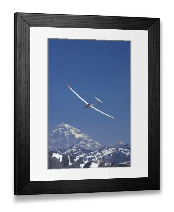 Framed Print : Eduard Supersperger (Austria), Racing in FAI World Sailplane Grand Prix, Andes Mountains