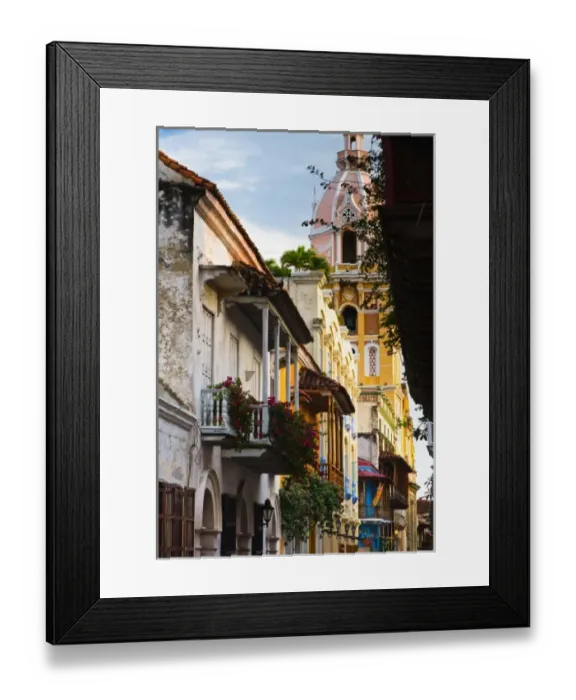 Framed Print : Cartagena, Colombia. Cartagena boasts plenty of colonial architecture. Constructed in 1575 Framed Print : Cartagena, Colombia. Cartagena boasts plenty of colonial architecture. Constructed in 1575
