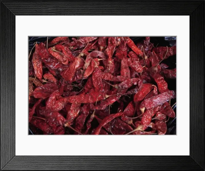 Framed Print : Guatemala, Chichicastenango, folkloristic market, close up of dried chili peppers Framed Print : Guatemala, Chichicastenango, folkloristic market, close up of dried chili peppers