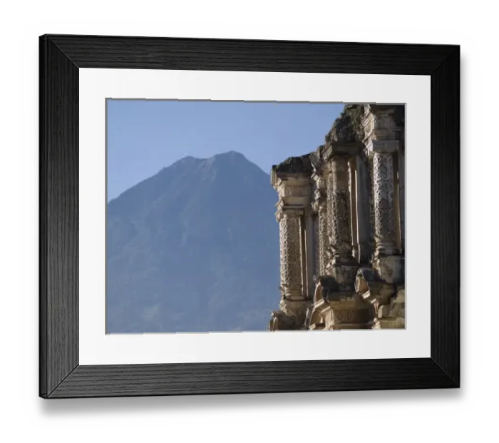 Framed Print : Antigua, Guatemala: Remains of old churches destroyed in earthquales / mudlsides Framed Print : Antigua, Guatemala: Remains of old churches destroyed in earthquales / mudlsides