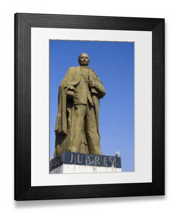 Framed Print : Statue of Benito Juarez in Acapulco, Guerrero, Mexico Framed Print : Statue of Benito Juarez in Acapulco, Guerrero, Mexico