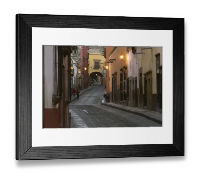 Framed Print : Early morning view on the streets of San Miguel de Allende, State of Guanajuato, Mexico Framed Print : Early morning view on the streets of San Miguel de Allende, State of Guanajuato, Mexico