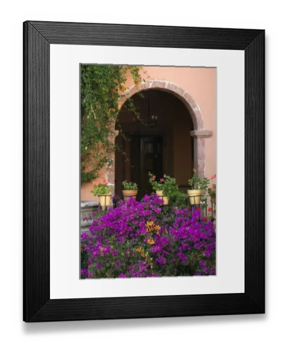 Framed Print : Colorful architecture on the streets of San Miguel de Allende, State of Guanajuato