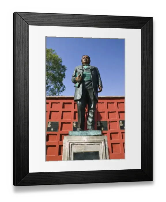 Framed Print : Mexico, Queretaro State, Queretaro. Mausoleum of the Corregidora-Statue of notable