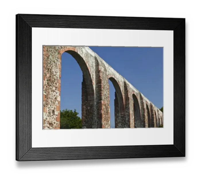 Framed Print : Mexico, Queretaro State, Queretaro. Los Arcos Aqueduct (b. 1726-1735) 1. 28 km long
