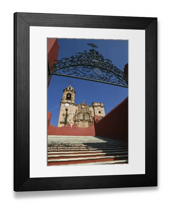 Framed Print : Mexico, Guanajuato State, Guanajuato. Templo de San Cayetano de la Valenciana Church- (b Framed Print : Mexico, Guanajuato State, Guanajuato. Templo de San Cayetano de la Valenciana Church- (b
