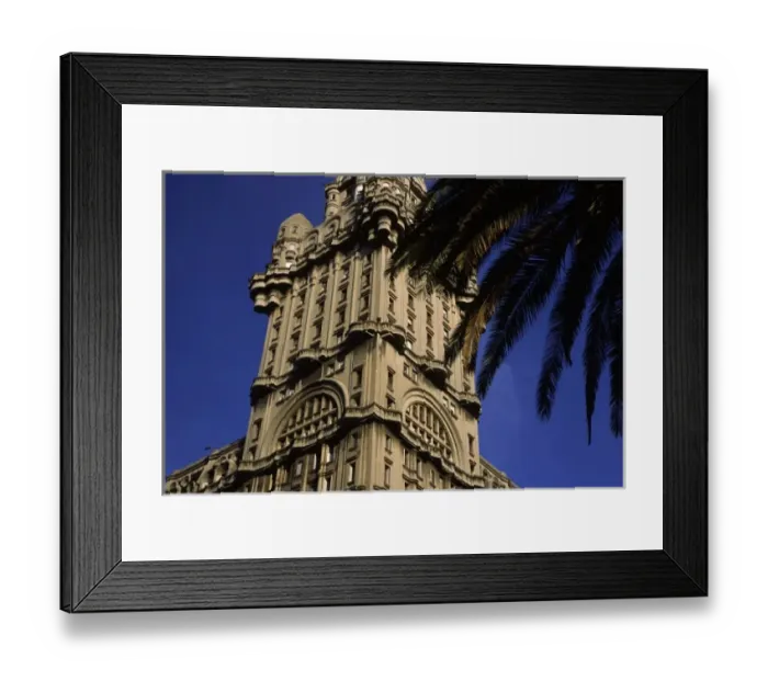 Framed Print : Montevideo, Uruguay, The Palacio Salvo on Plaza Independencia, Montevideos tallest building Framed Print : Montevideo, Uruguay, The Palacio Salvo on Plaza Independencia, Montevideos tallest building
