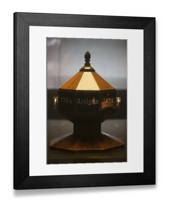 Framed Print : Uruguay, Montevideo Department, Montevideo. General Artigas Urn, Artigas Mausoleum Framed Print : Uruguay, Montevideo Department, Montevideo. General Artigas Urn, Artigas Mausoleum