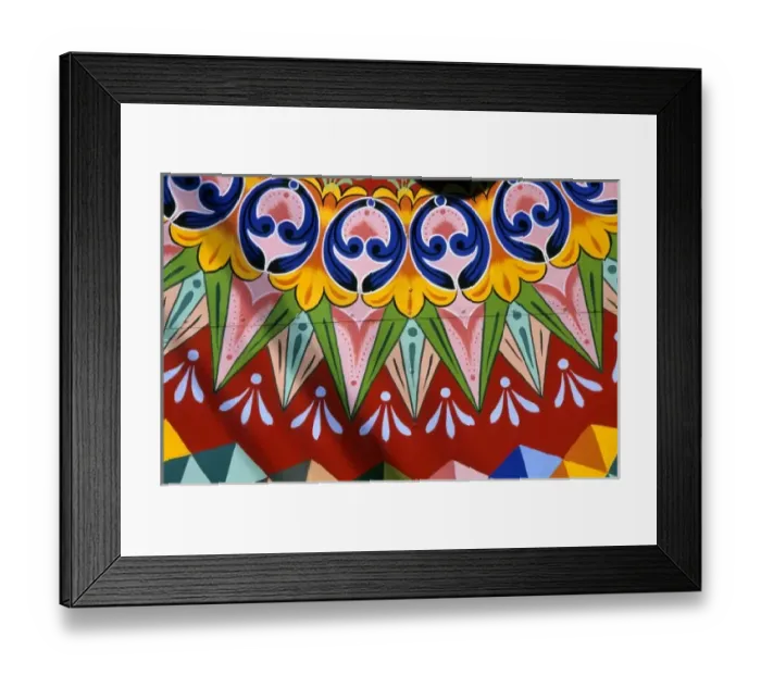 Framed Print : Decorative cart wheel Costa Rica