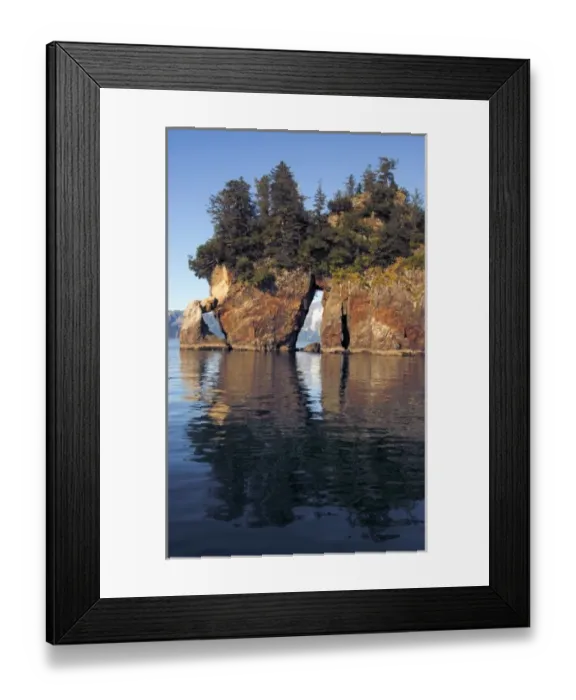 Framed Print : Three Hole Point in Aialik Bay, Kenai Fjords national park, Alaska Framed Print : Three Hole Point in Aialik Bay, Kenai Fjords national park, Alaska