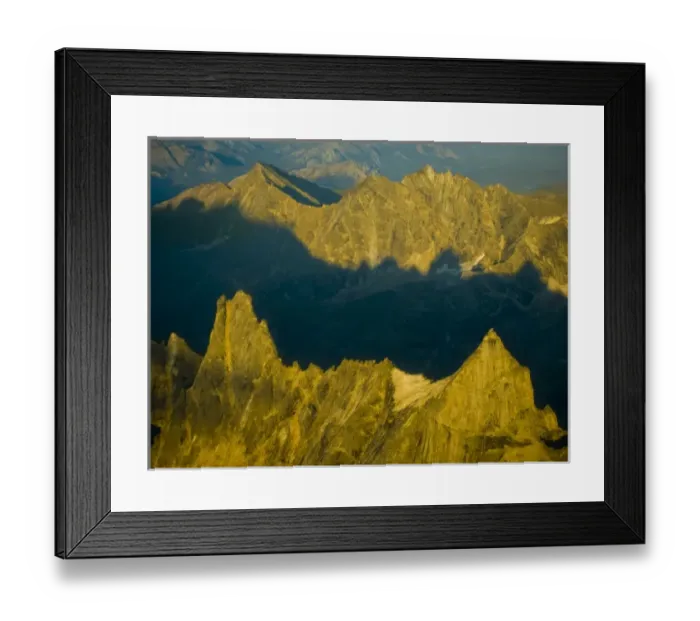 Framed Print : USA, Pacific Northwest, Alaska, Gates of the Arctic National Park, Arctic Circle Framed Print : USA, Pacific Northwest, Alaska, Gates of the Arctic National Park, Arctic Circle