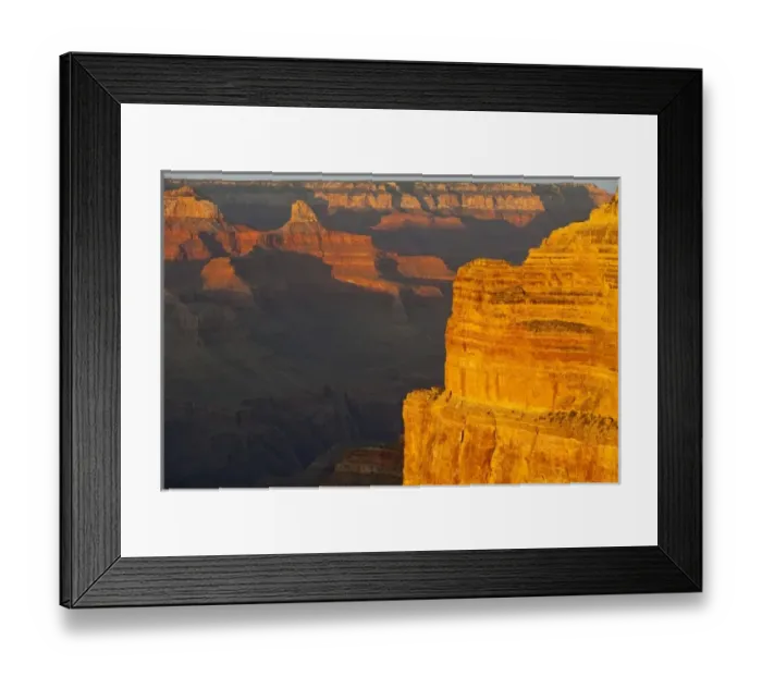 Framed Print : Last light of the day hits walls of Hopi Point along the South Rim of Grand Canyon Framed Print : Last light of the day hits walls of Hopi Point along the South Rim of Grand Canyon
