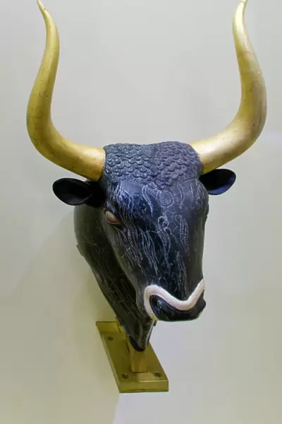 Greece, Crete, Heraklion  /  Iraklion. Heraklion Archeological Museum. Bulls head rhython