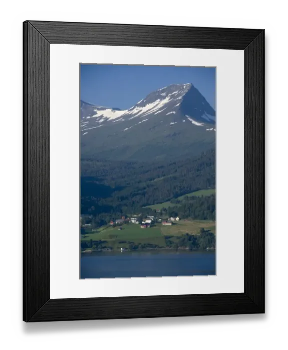 Framed Print : Norway, Geirangerfjord. Typical homes along scenic fjord sailing toward Hellesylt & Geiranger Framed Print : Norway, Geirangerfjord. Typical homes along scenic fjord sailing toward Hellesylt & Geiranger