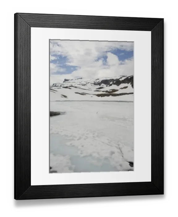 Framed Print : Norway, Aurland Mountains. Views from the Aurlandsvegen (The Snow Road) scenic bi-way in July Framed Print : Norway, Aurland Mountains. Views from the Aurlandsvegen (The Snow Road) scenic bi-way in July
