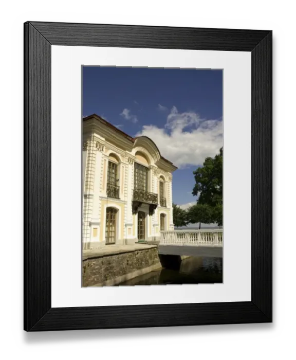 Framed Print : Russia. Petrodvorets. Peterhof Palace. Peter the Greats Summer Palace. Hermitage Palace Framed Print : Russia. Petrodvorets. Peterhof Palace. Peter the Greats Summer Palace. Hermitage Palace