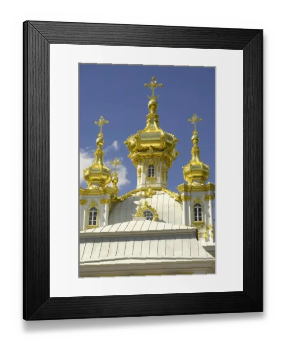 Framed Print : Russia. Petrodvorets. Peterhof Palace. Peter the Greats Summer Palace. Grand Palace