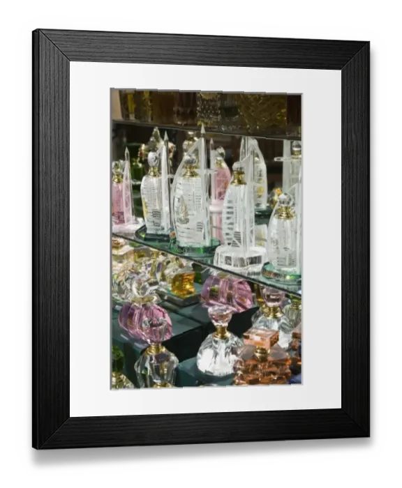 Framed Print : Asia, United Arab Emirates Framed Print : Asia, United Arab Emirates
