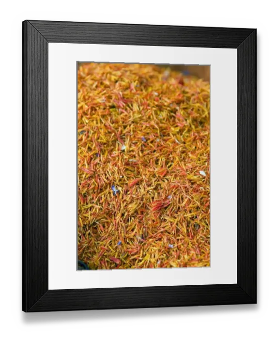 Framed Print : Saffron, Spice Market, Dubai, United Arab Emirates, Middle East Framed Print : Saffron, Spice Market, Dubai, United Arab Emirates, Middle East