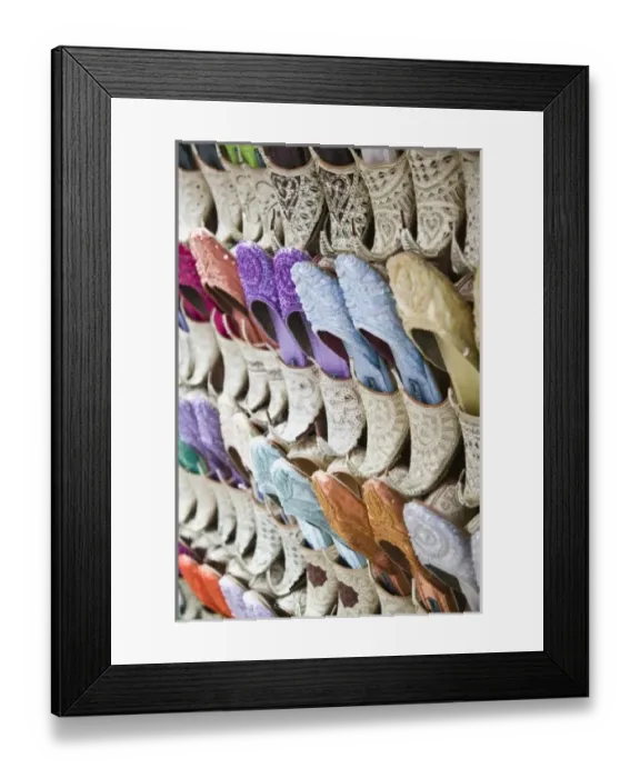 Framed Print : United Arab Emirates, Dubai, Bur Dubai. Bur Dubai Market- Arabian Slippers