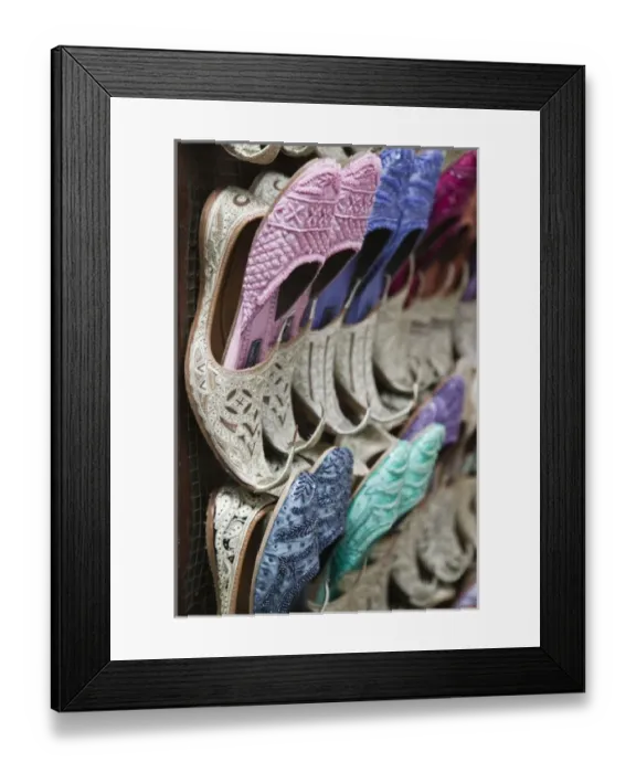 Framed Print : United Arab Emirates, Dubai, Bur Dubai. Bur Dubai Market- Arabian Slippers