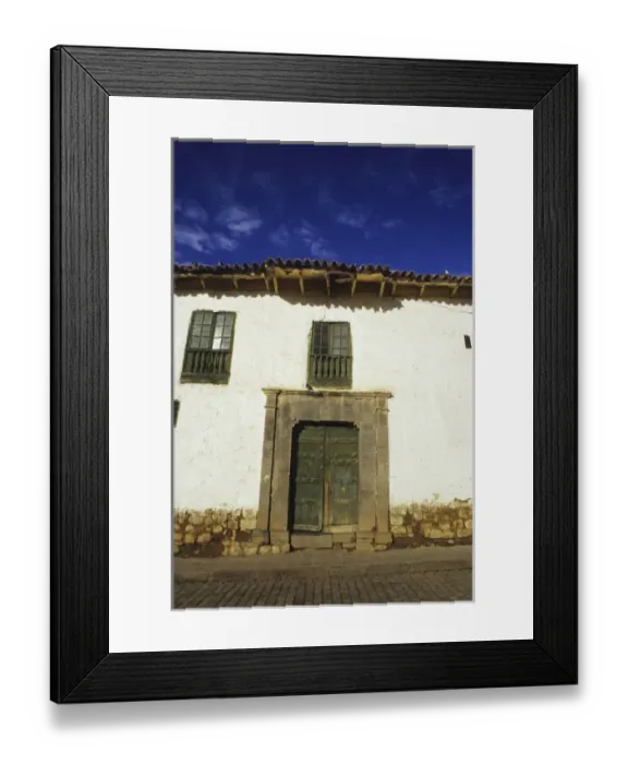 Framed Print : Typical Spanish colonial architecture near the Plaza de Armas, Cuzco, Urubamba Valley, Peru Framed Print : Typical Spanish colonial architecture near the Plaza de Armas, Cuzco, Urubamba Valley, Peru