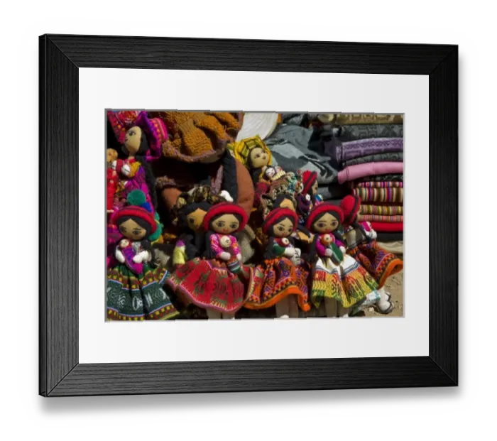 Framed Print : Traditional handicrafts for sale at historic Sacsaywaman in the hills above Cuzco, Peru
