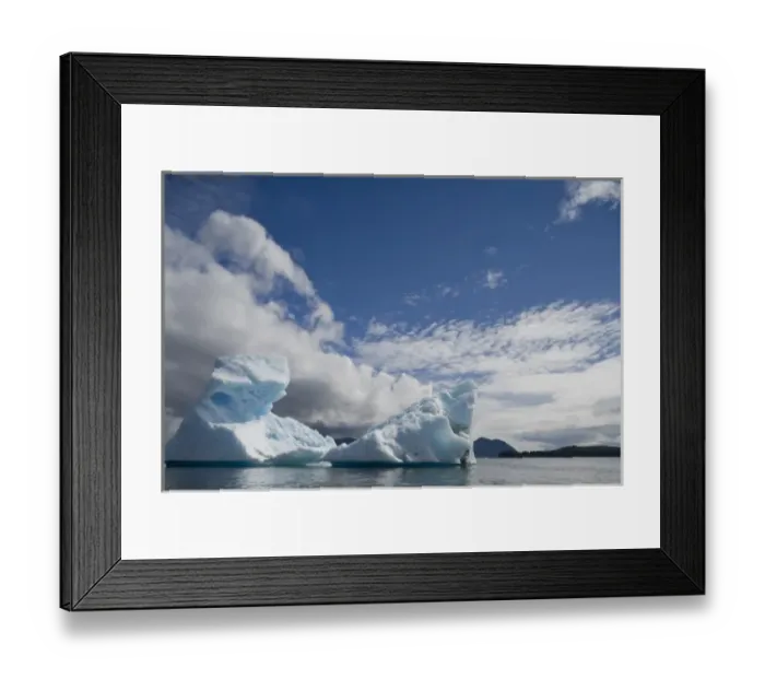 Framed Print : USA, Alaska, Tongass National Forest, Tracy Arm - Fords Terror Wilderness, Icebergs Framed Print : USA, Alaska, Tongass National Forest, Tracy Arm - Fords Terror Wilderness, Icebergs