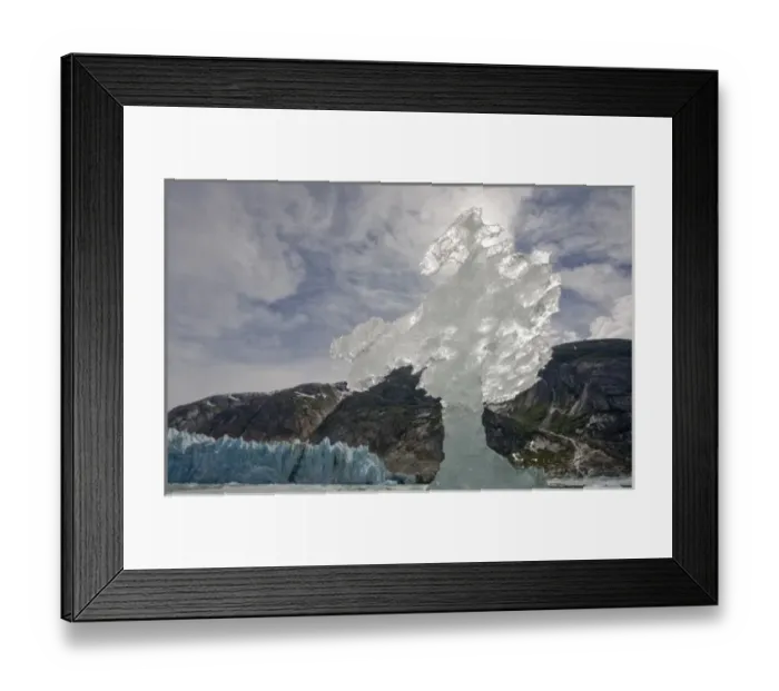 Framed Print : USA, Alaska, Tongass National Forest, Tracy Arm - Fords Terror Wilderness, Icebergs Framed Print : USA, Alaska, Tongass National Forest, Tracy Arm - Fords Terror Wilderness, Icebergs