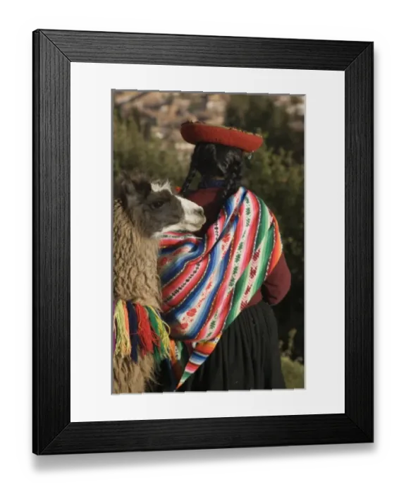 Framed Print : Woman in traditional dress, viewed from behind, Cuzco, Peru. (MR) Framed Print : Woman in traditional dress, viewed from behind, Cuzco, Peru. (MR)