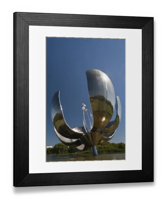 Framed Print : Argentina, Buenos Aires. Recoleta, Floralis Generica by Edouardo Catalano, giant flower sculpture Framed Print : Argentina, Buenos Aires. Recoleta, Floralis Generica by Edouardo Catalano, giant flower sculpture