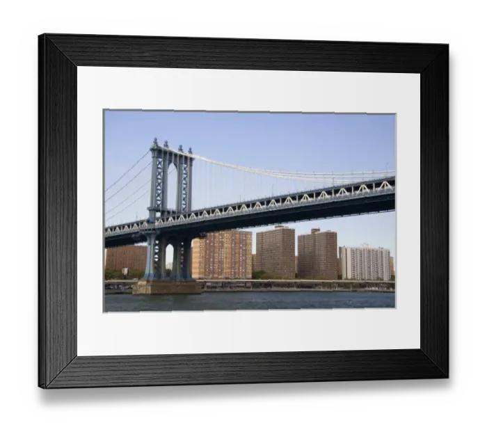Framed Print : The Manhattan Bridge spanning the East River in New York City, New York, USA Framed Print : The Manhattan Bridge spanning the East River in New York City, New York, USA
