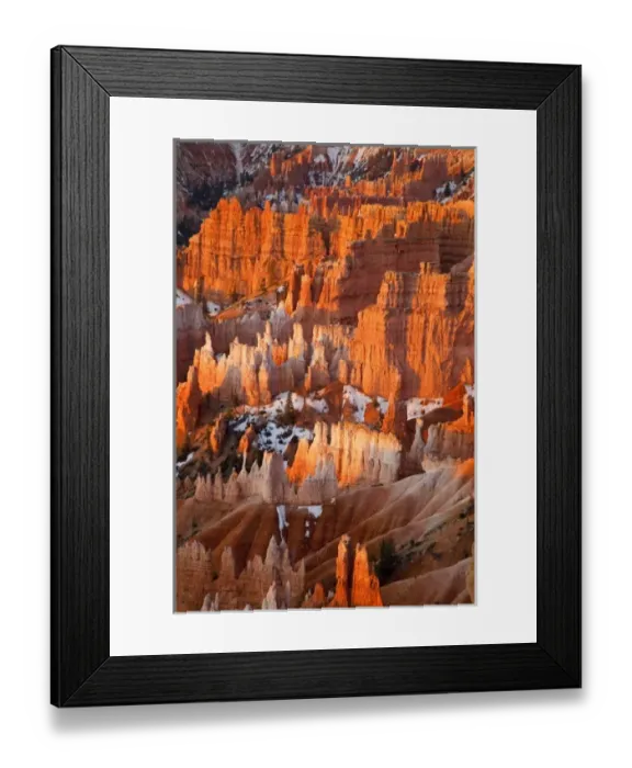 Framed Print : Hoodoos at Sunrise Point in Bryce Canyon National Park in Utah Framed Print : Hoodoos at Sunrise Point in Bryce Canyon National Park in Utah